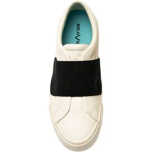 Gallery Gore Leather Sneaker - Women's